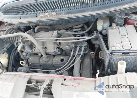 2005 Chrysler Town & Country Touring from USA, damaged, VIN 2C4GP54LX5R418350